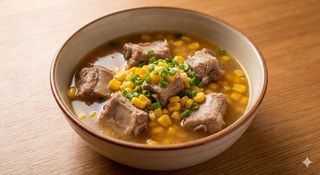 Zuppa di mais con pollo