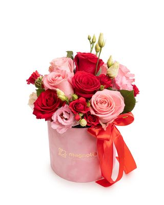 Aranjament cu trandafiri roșii și roz „Pink Passion”