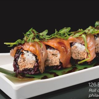 126. BLACK RUCOLA ROLL