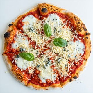 Pizza Quatro Formaggi Ø 32cm