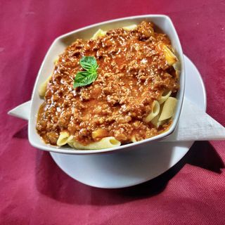 Macarrones A La Boloñesa