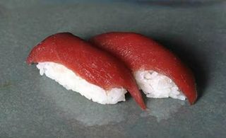 31.Sushi Atún (2 Pzas.)