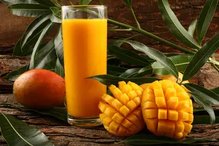 zumo de mango (16 oz.)