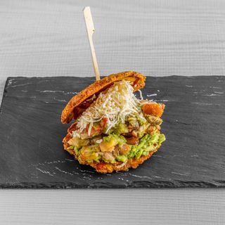 PATACON CON CHICHARRON