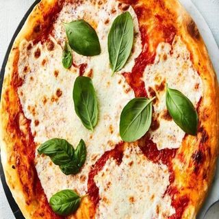 PIZZA DE NAPOLITANO medio