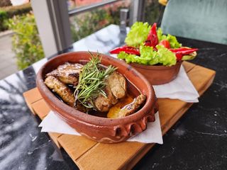 Biftek u ulju 300 gr