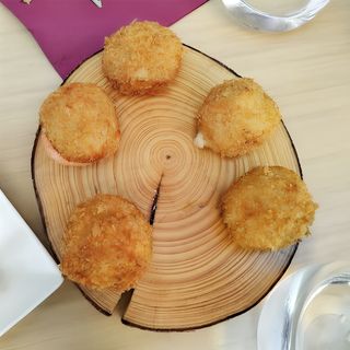 Croqueta Jamón Y Pimientos De Padrón (1 Ud.)