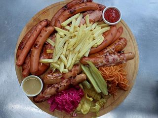 შემწვარი სოსისების დაფა