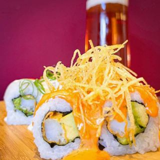 Maki anticuchero roll (8 uds.)