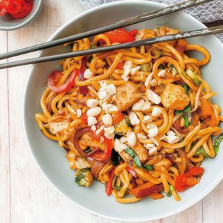 13.Udon frito con verduras