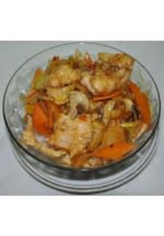 208. Ориз с пилешко-зеленчуков лютив сос (700г)