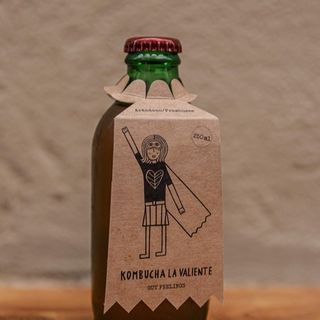 Kombucha Valiente de arándanos y frambuesa