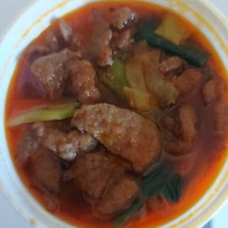 Cerdo salteado picante