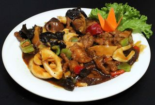 შემწვარი ღორის ხორცი სოკოთი, E10