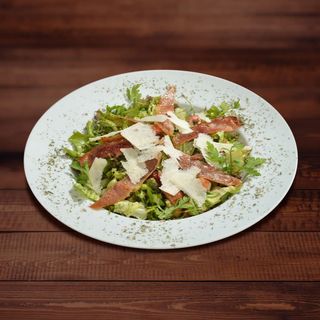 Ćureća salata sa pančetom