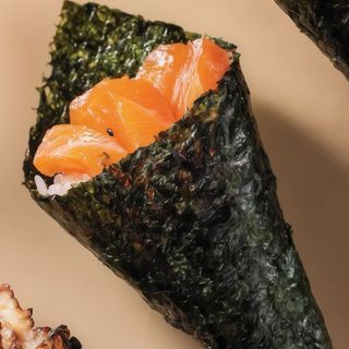 temaki salmon