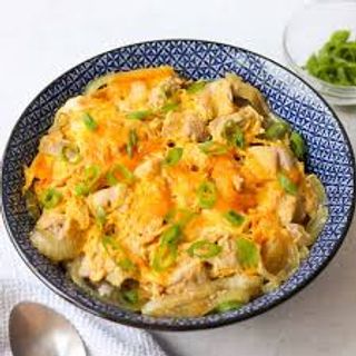 Chicken oyakodon