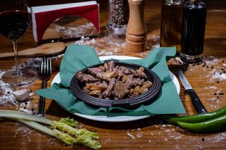 Tagliata di manzo con funghi porcini