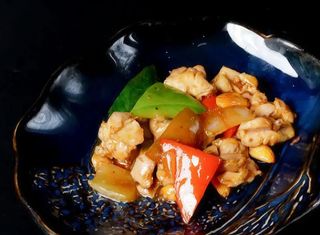 Wok De Pollo Con Almendras