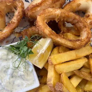 Calamar cu tzatziki