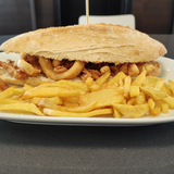 Combo Bocadillo Caliente De Rabas de Calamar