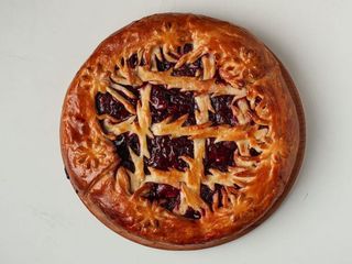 Пиріг з вишнями (1kg)