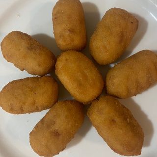 10D. Croquetas (8uds.)