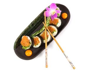 Z ostry tatarem z łososia