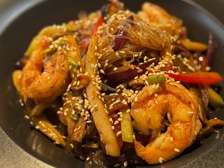 Фунчоза з морепродуктами (360g)