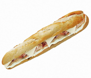 Bocadillo De Piripi De Lomo