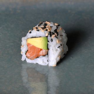Salmón roll (8 uds.)