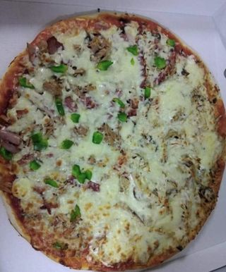 Pizza atum