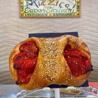 Cartocciata peperoni e pomodoro