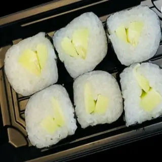 Maki de pepino (6 pzs.)