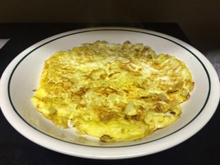 79.Omelette con cipolla