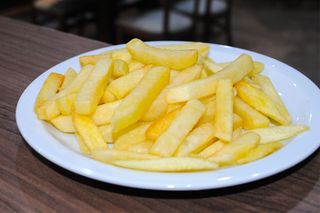 Пържени картофи (300г)