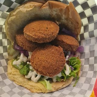 Doner Kebab Falafel/Falafel Doner Kebab