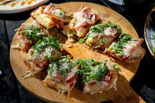 Bruschetti sa pršutom