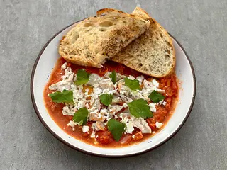 Шакшука з індичкою та бринзою (330g)