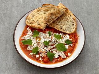 Шакшука з індичкою та бринзою (330g)