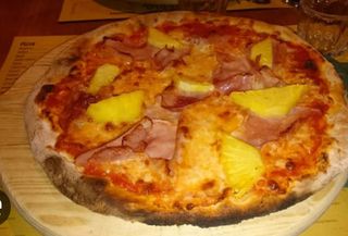 PIZZA HAWAIANA