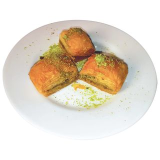 Баклава с шам фъстък (100г)