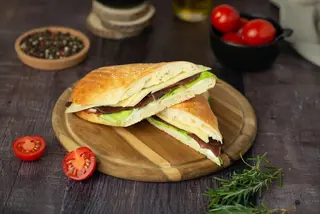 Sendvič sa goveđom pršutom 425g