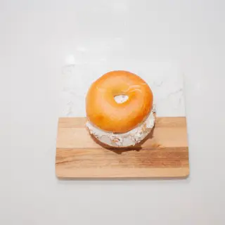 Bagel & orah/med krem sir