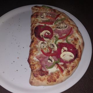 Pizza Calzone Especial (30 Cm.)