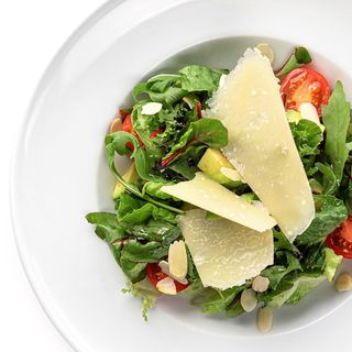 Салат зелений