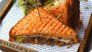 Сэндвич с рваным мясом