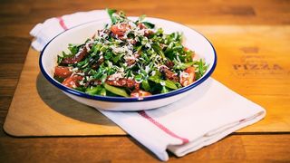 Sałatka Sycylijskie suszone pomidory