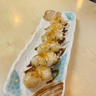 Cajita de vieira con cheese flameada (6 pzs.)