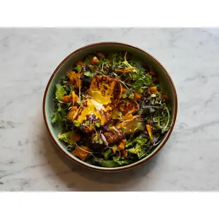 Ensalada De Halloumi